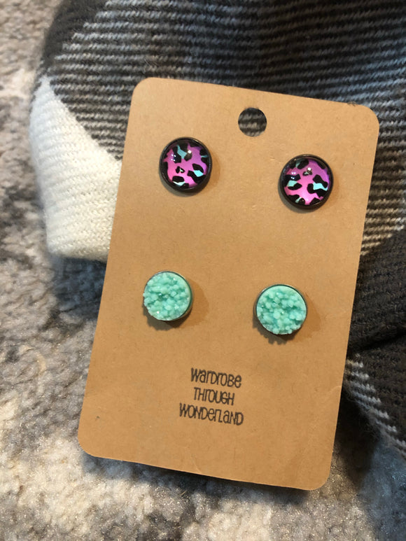 Bright cheetah and aqua set